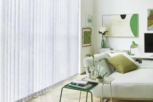 FLORA-WHITE-VERT-RT-009